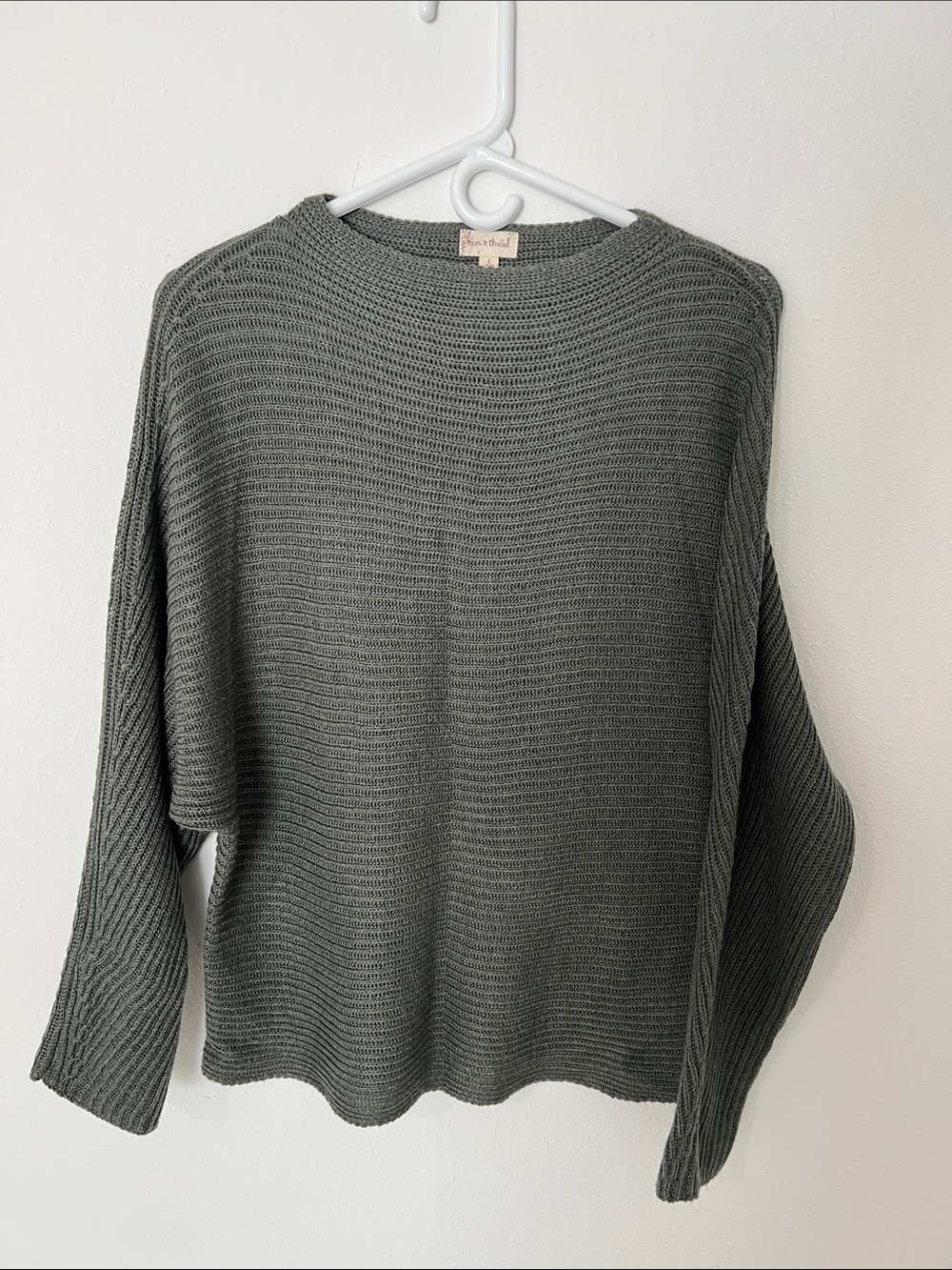 Relaxed Ribbed Crewneck Sweater - Gray